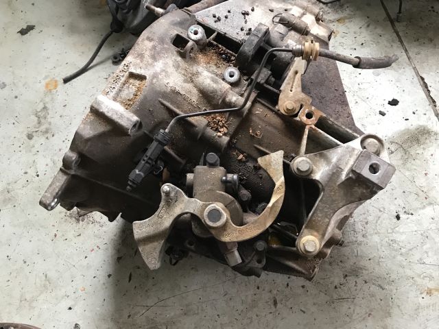 bontott FORD C-MAX II Váltó (Mechanikus)