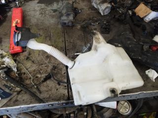 bontott FORD C-MAX II Ablakmosó Tartály