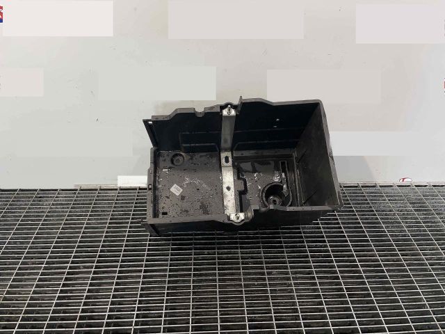 bontott FORD C-MAX II Akkumulátor Tartó