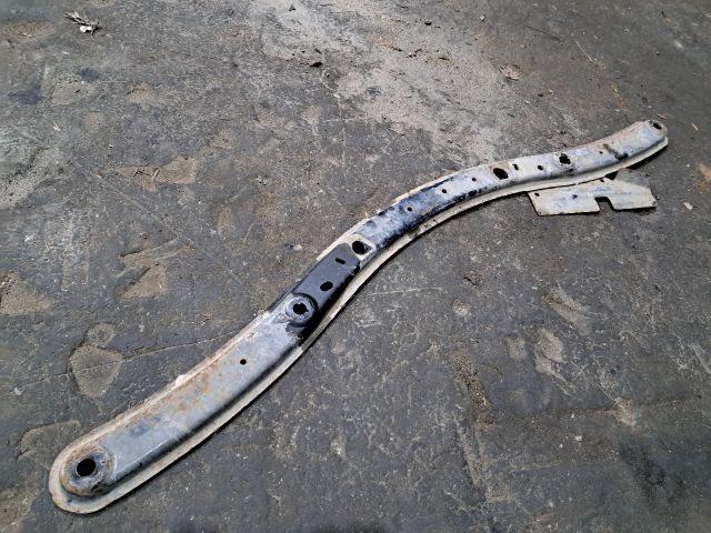 bontott FORD C-MAX II Alsó Kereszttartó