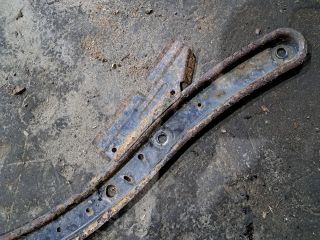 bontott FORD C-MAX II Alsó Kereszttartó