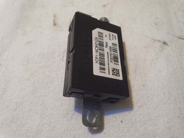 bontott FORD C-MAX II Antenna Erősítő