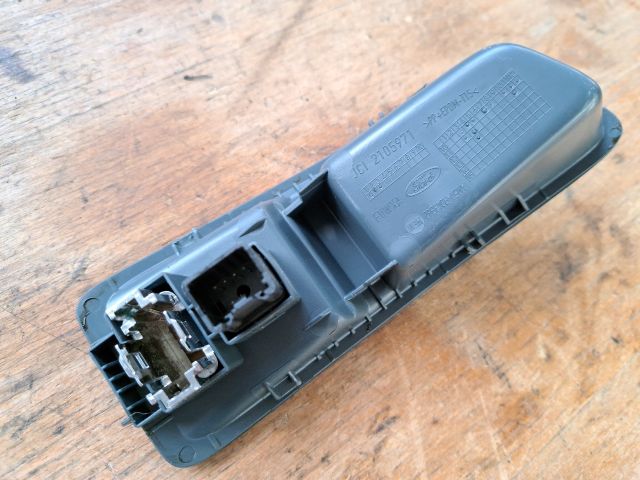 bontott FORD C-MAX II AUX Csatlakozó