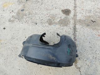 bontott FORD C-MAX II Bal első Dobbetét (Kerékjárati, Műanyag)