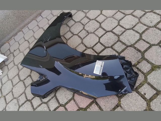 bontott FORD C-MAX II Bal első Sárvédő