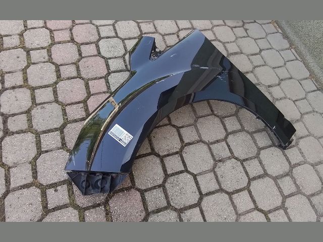 bontott FORD C-MAX II Bal első Sárvédő