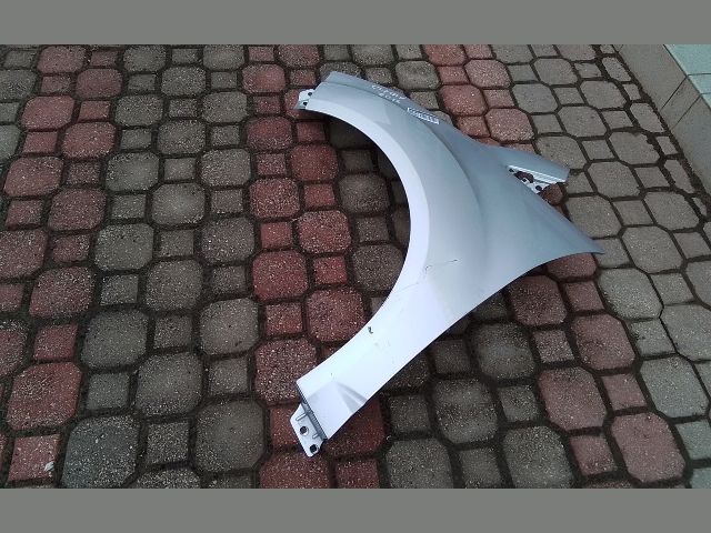 bontott FORD C-MAX II Bal első Sárvédő