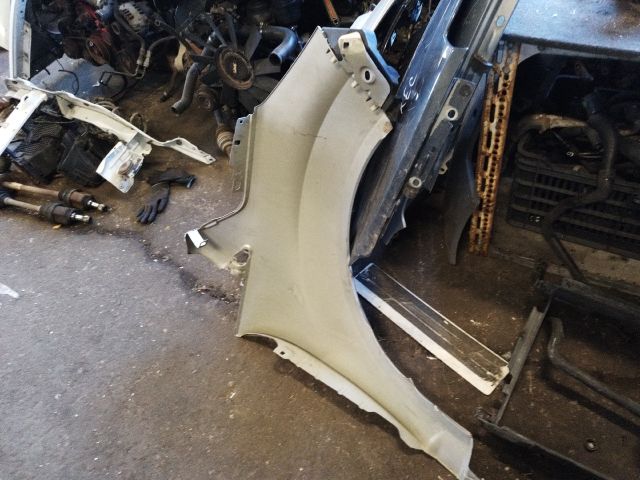 bontott FORD C-MAX II Bal első Sárvédő