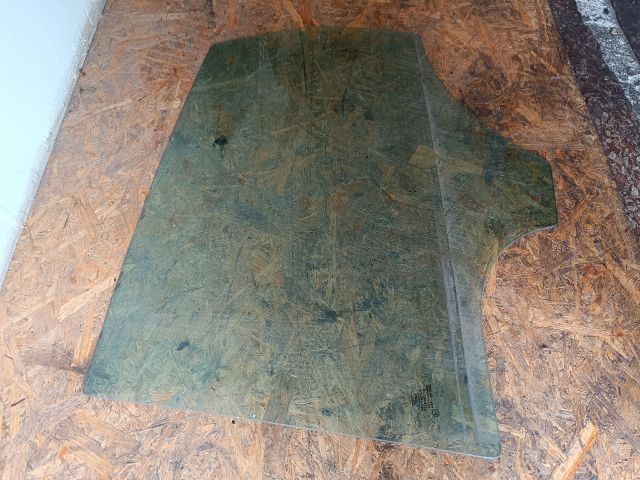 bontott FORD C-MAX II Bal hátsó Ablak