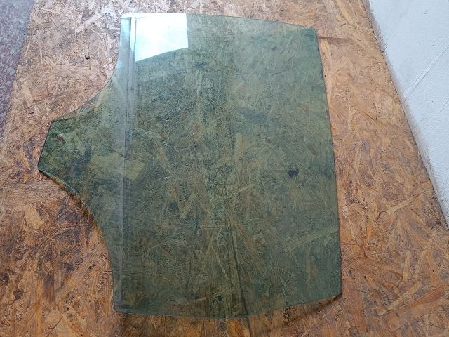 bontott FORD C-MAX II Bal hátsó Ablak