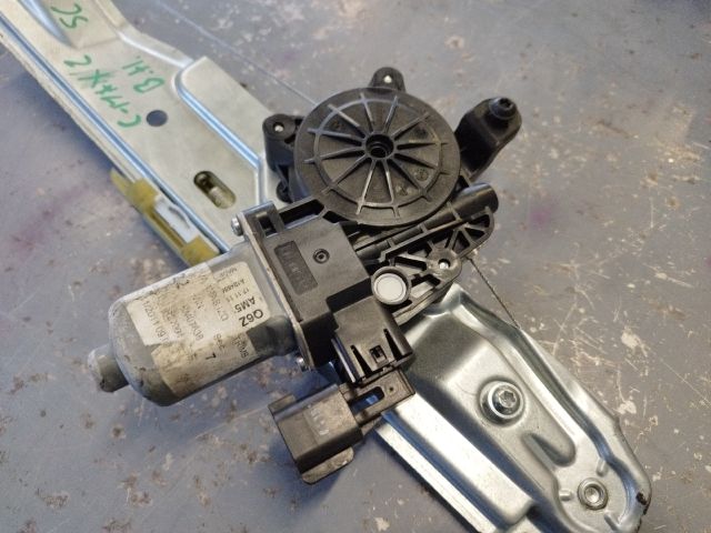 bontott FORD C-MAX II Bal hátsó Ablakemelő Szerkezet (Elektromos)