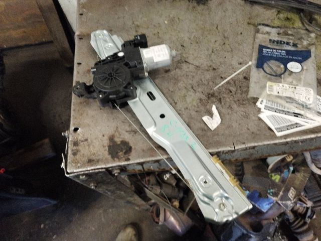 bontott FORD C-MAX II Bal hátsó Ablakemelő Szerkezet (Elektromos)