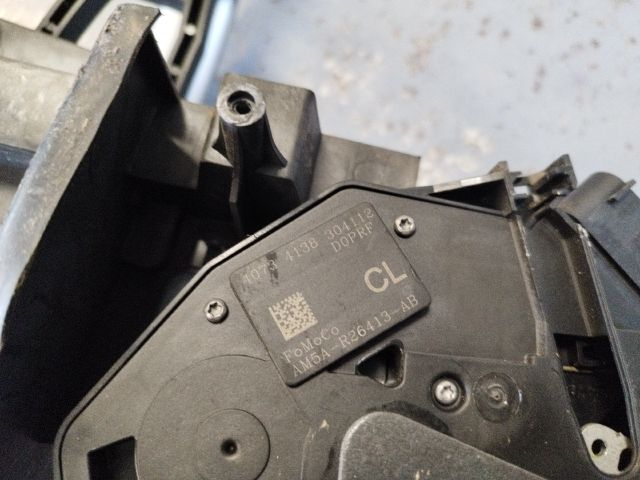 bontott FORD C-MAX II Bal hátsó Ajtózár