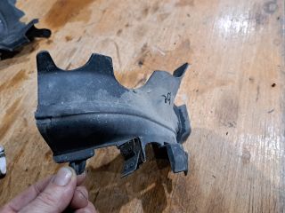 bontott FORD C-MAX II Bal Hűtő Légterelő