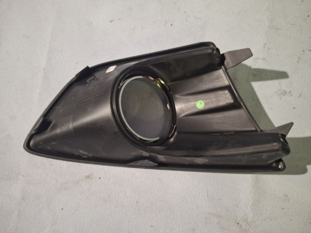 bontott FORD C-MAX II Bal Ködfényszóró Lámpakeret