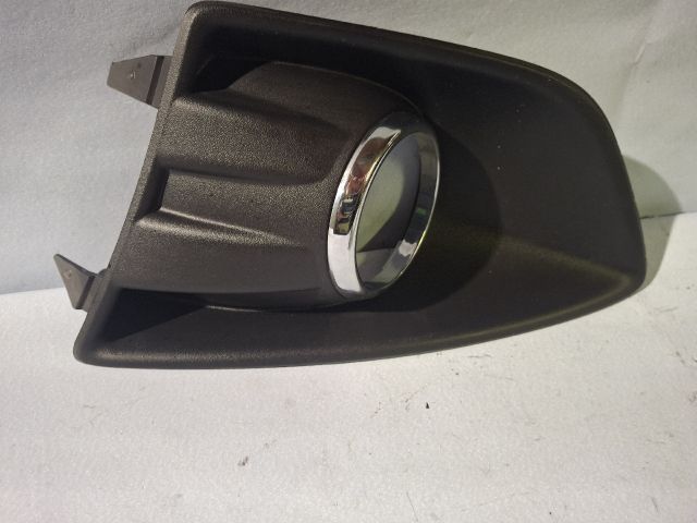 bontott FORD C-MAX II Bal Ködfényszóró Lámpakeret