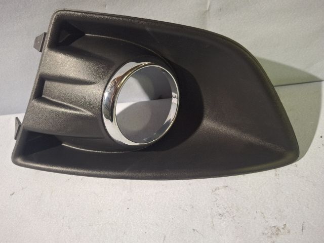 bontott FORD C-MAX II Bal Ködfényszóró Lámpakeret