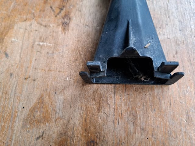 bontott FORD C-MAX II Bal Motorháztető Ütköző