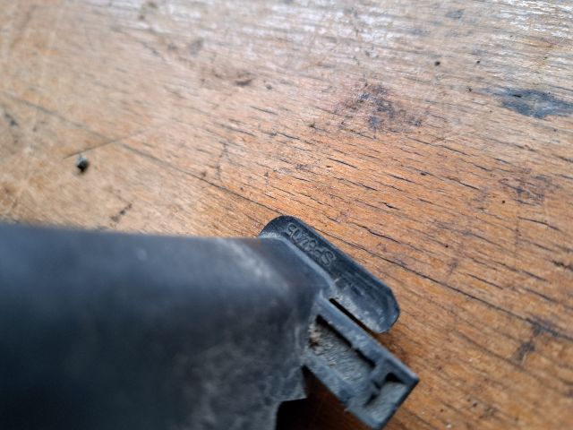 bontott FORD C-MAX II Bal Motorháztető Ütköző