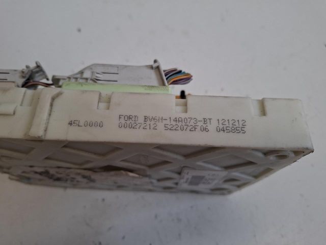 bontott FORD C-MAX II Biztosítéktábla Utastér