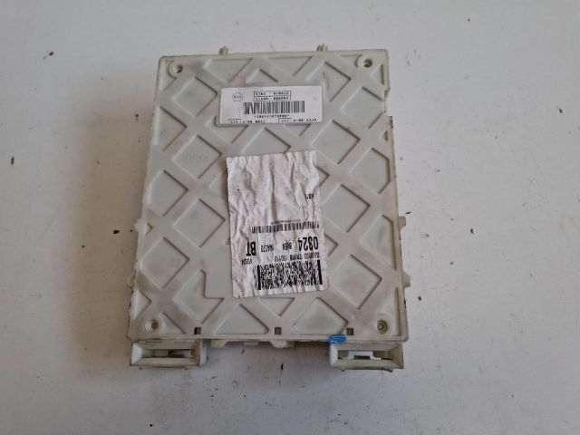 bontott FORD C-MAX II Biztosítéktábla Utastér