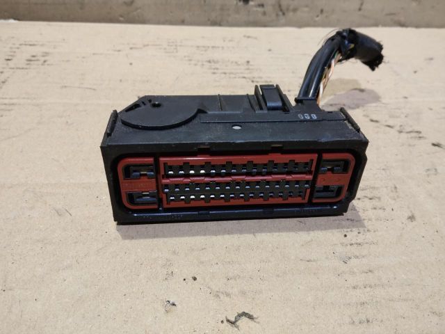 bontott FORD C-MAX II Csatlakozó