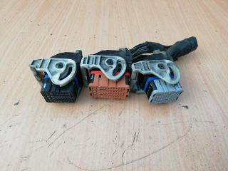 bontott FORD C-MAX II Csatlakozó