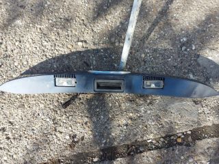 bontott FORD C-MAX II Csomagtérajtó Díszléc