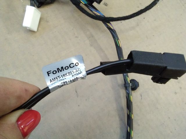 bontott FORD C-MAX II Csomagtérajtó Kábelköteg