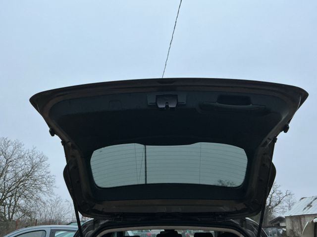 bontott FORD C-MAX II Csomagtérajtó (Részeivel)