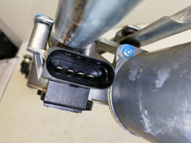 bontott FORD C-MAX II Első Ablaktörlő Szerkezet Motorral