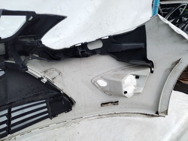 bontott FORD C-MAX II Első Lökhárító (Üresen)