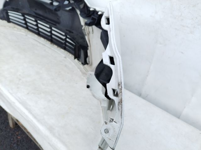 bontott FORD C-MAX II Első Lökhárító (Üresen)