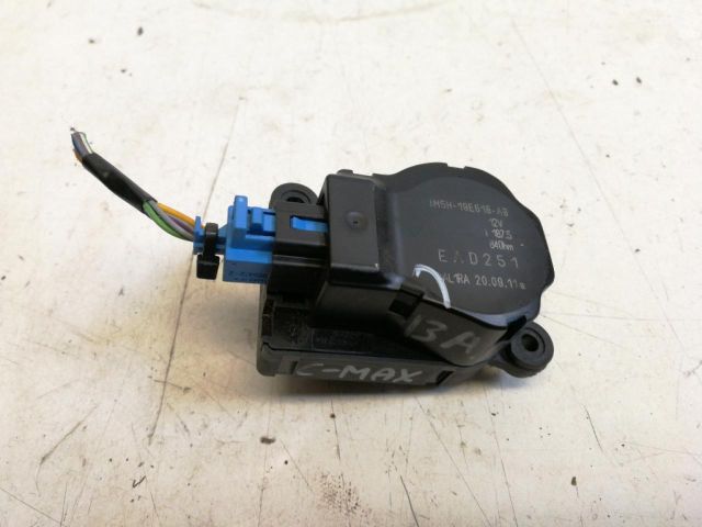 bontott FORD C-MAX II Fűtés Állító Motor