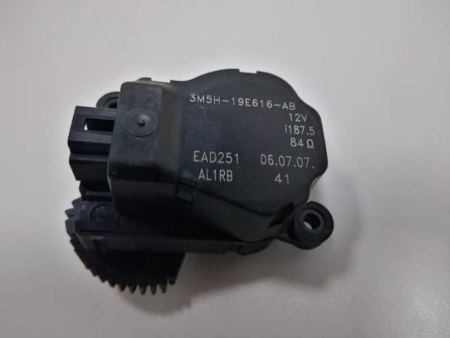 bontott FORD C-MAX II Fűtés Állító Motor