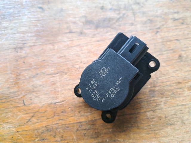 bontott FORD C-MAX II Fűtés Állító Motor