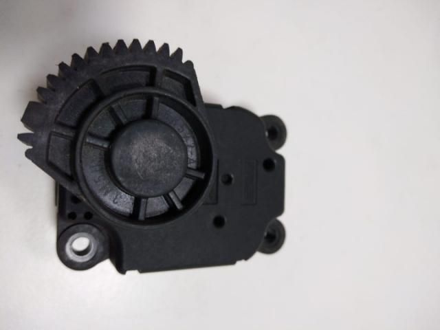 bontott FORD C-MAX II Fűtés Állító Motor