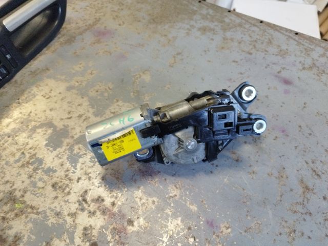 bontott FORD C-MAX II Hátsó Ablaktörlő Motor