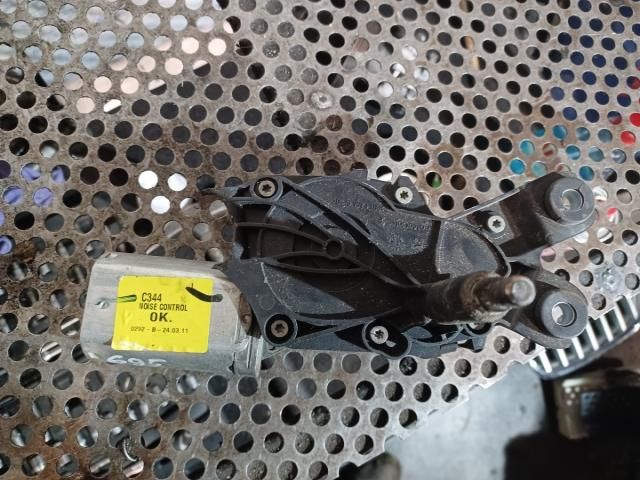 bontott FORD C-MAX II Hátsó Ablaktörlő Motor