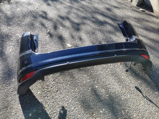 bontott FORD C-MAX II Hátsó Lökhárító (Részeivel)