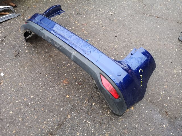 bontott FORD C-MAX II Hátsó Lökhárító (Részeivel)