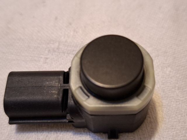 bontott FORD C-MAX II Hátsó Tolatóradar Fej