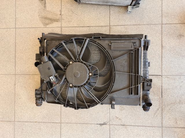 bontott FORD C-MAX II Hűtő Ventilátor(ok), Radiátor(ok) Szett