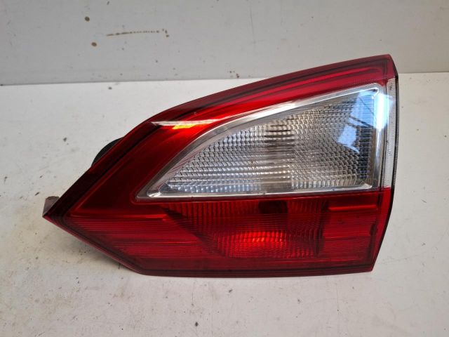 bontott FORD C-MAX II Jobb Belső Hátsó Lámpa