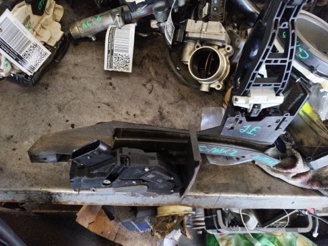 bontott FORD C-MAX II Jobb első Ajtózár