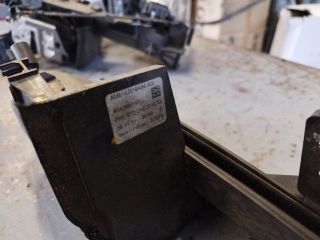 bontott FORD C-MAX II Jobb első Ajtózár