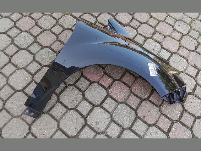 bontott FORD C-MAX II Jobb első Sárvédő