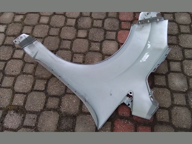 bontott FORD C-MAX II Jobb első Sárvédő