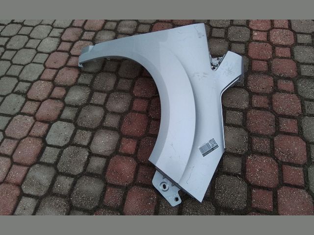 bontott FORD C-MAX II Jobb első Sárvédő