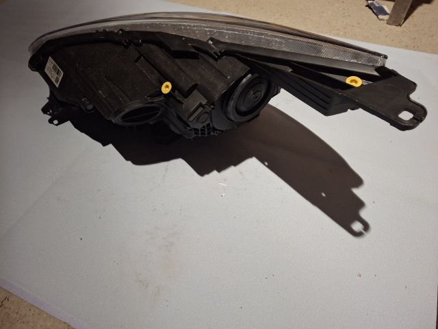 bontott FORD C-MAX II Jobb Fényszóró